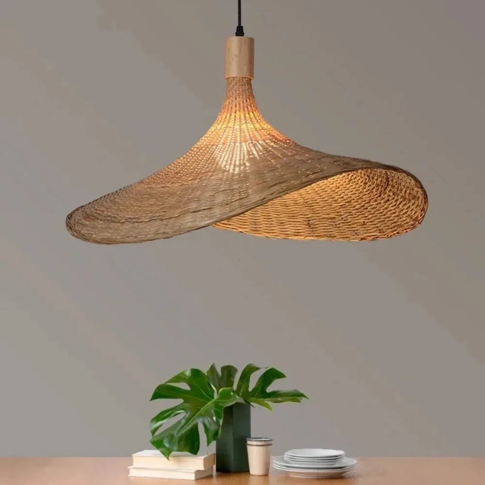 Rattan Hat (Pendant)