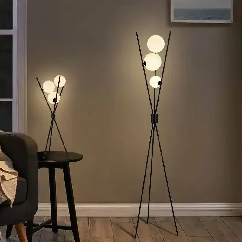 Moonpole Trio (Floor)