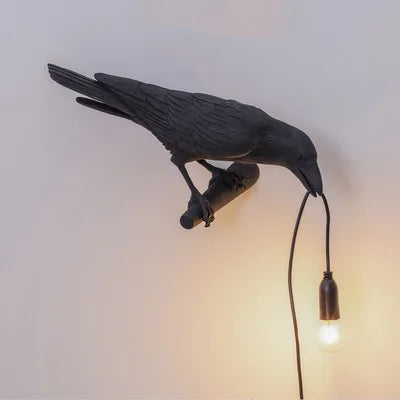 Crow Post (Wall)