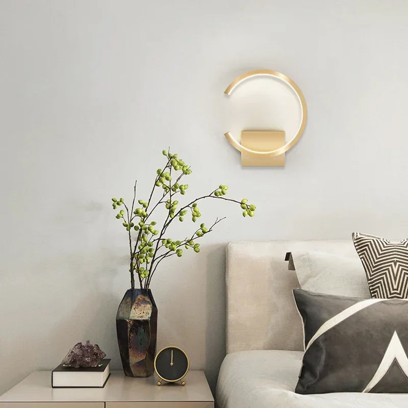 Crescent (Wall)